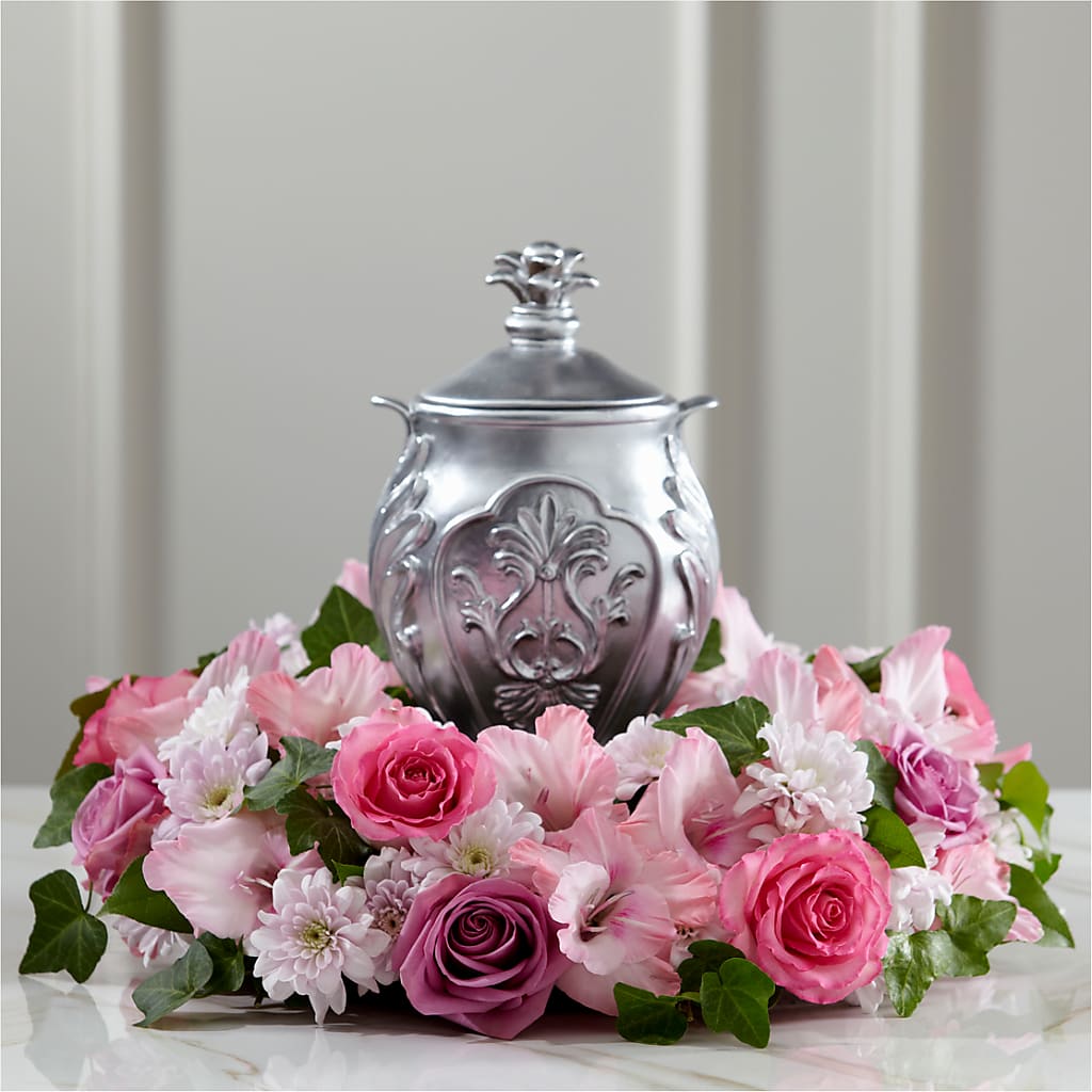 Glorious Tribute Arrangement – Citiflowers, Silver Spring MD