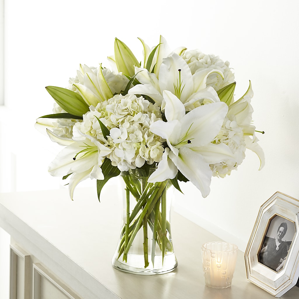 Compassionate Lily Bouquet – Citiflowers, Silver Spring MD