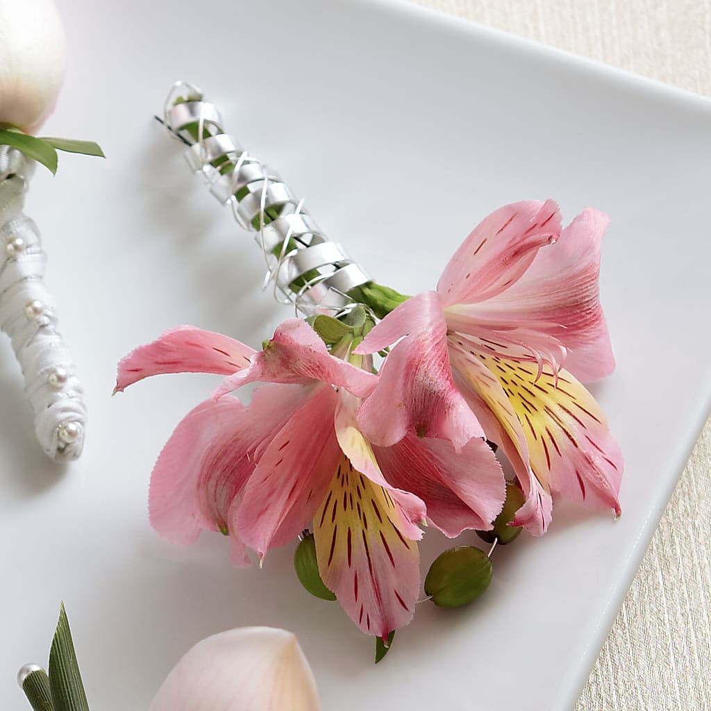 Pink Peruvian Lily Boutonniere – Citiflowers, Silver Spring MD