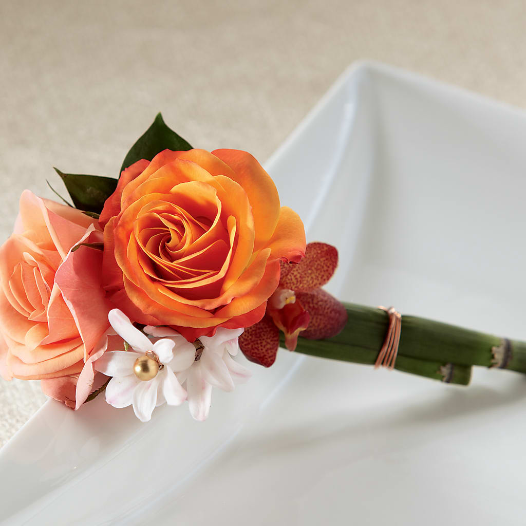 Sunset Dream Boutonniere – Citiflowers, Silver Spring MD
